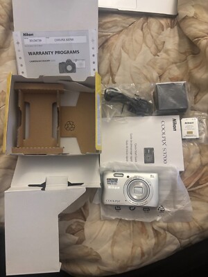 Nikon COOLPIX S3600 20.1MP Digital Camera - Silver for sale Nikon COOLPIX S3600 20.1MP Digital Camera - Silver for sale
