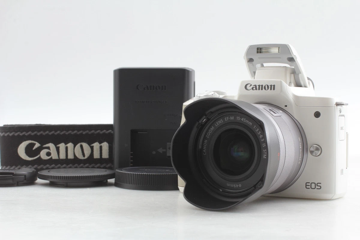 Lot Canon M50 Mark II + 50mm F/1.8 + Bague Adaptatrice + 2 Batteries