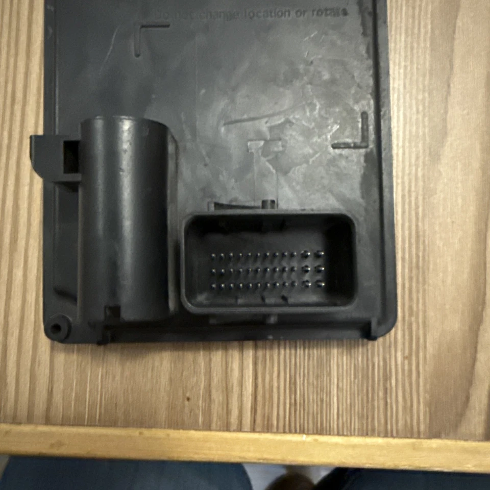 Harley-Davidson Dyna FLD 2014 módulo de seguridad Switchback 28403919 OEM 12-15 Foto 3 de 4