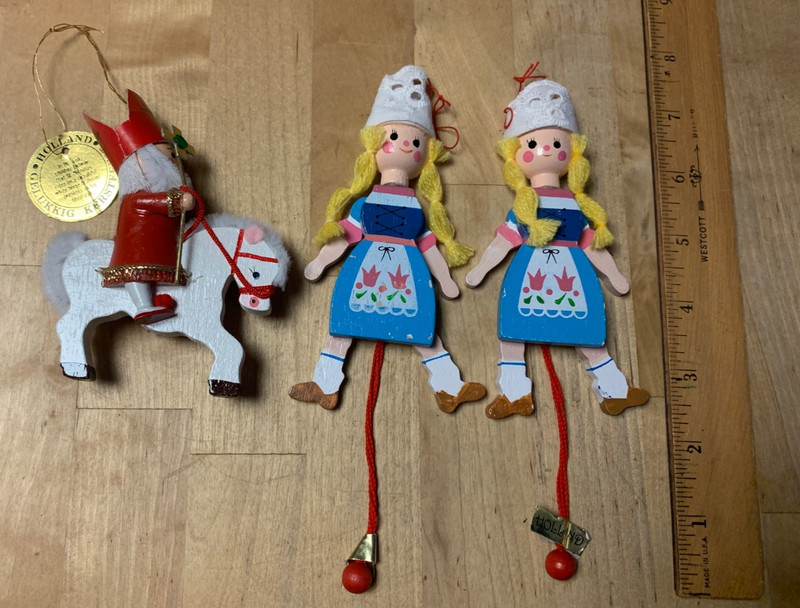 Vintage Sears Christmas Around the World Wooden Ornaments Lot of 3 Holland Tulip