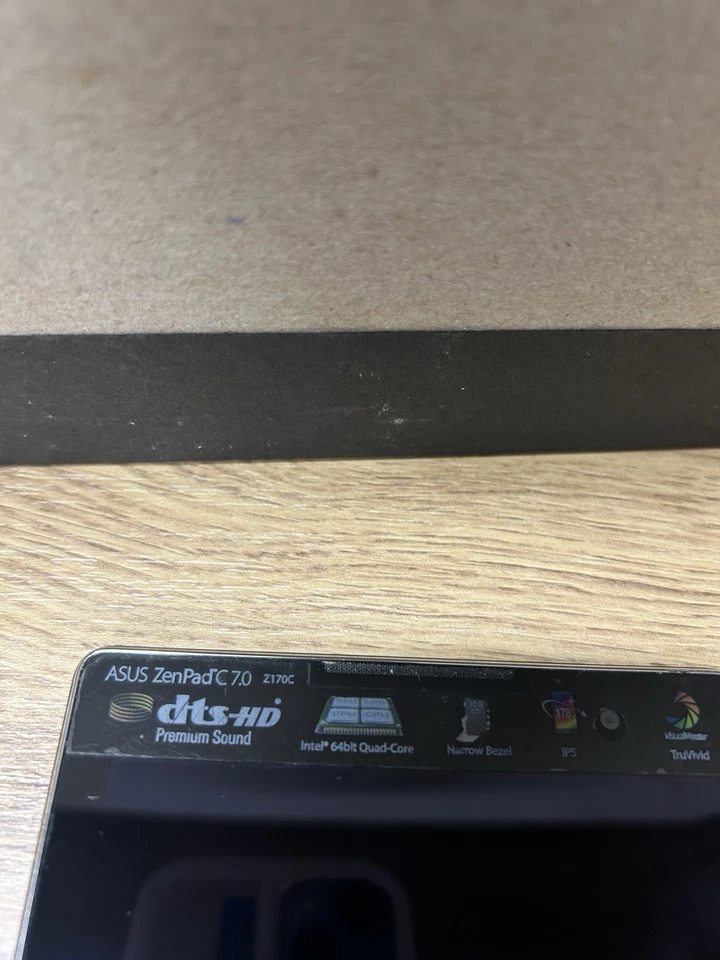 Asus ZenPad C7.0 Z170C 7” Tablet Needs Power Source See Description - Image 2 of 3