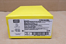 FUNDA DE 10 HUBBELL CR5362BL RECEPTÁCULO DÚPLEX AZUL 20 AMP 125V 2P (20 CAJAS DISPONIBLES)