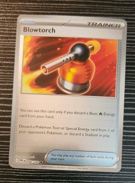 Pokemon - Blowtorch 086/094 - Phantasmal Flames - Reverse Holo Card