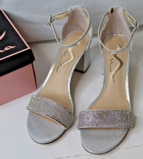 Nina Women's Edria-FY Silver Dress Shoes - Size 6.5M - NIB With Flaws