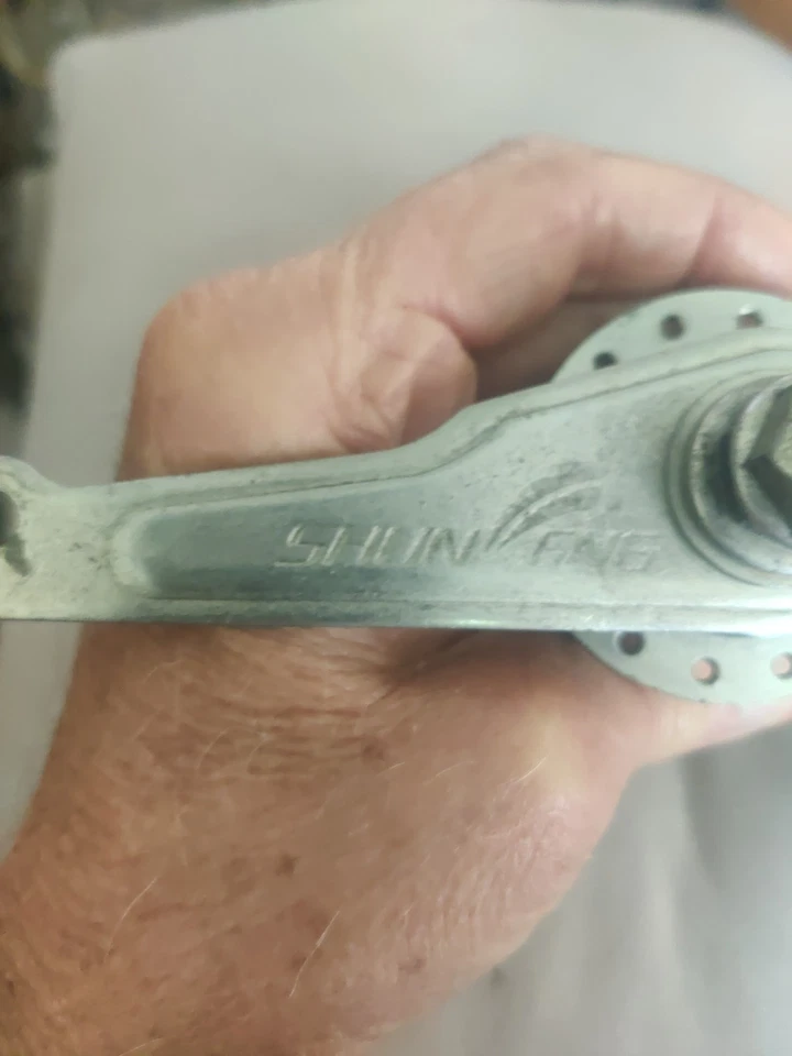 SHUN ENG Coaster Brake Hub 28 Hole 18 Tooth Rear Hub Used - Image 2 of 4