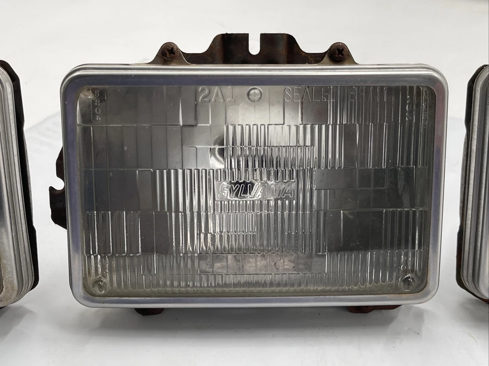1977-1978 GM CADILLAC ELDORADO OLDSMOBILE TORONADO LH & RH HEADLIGHT SET OEM - Image 3 of 4