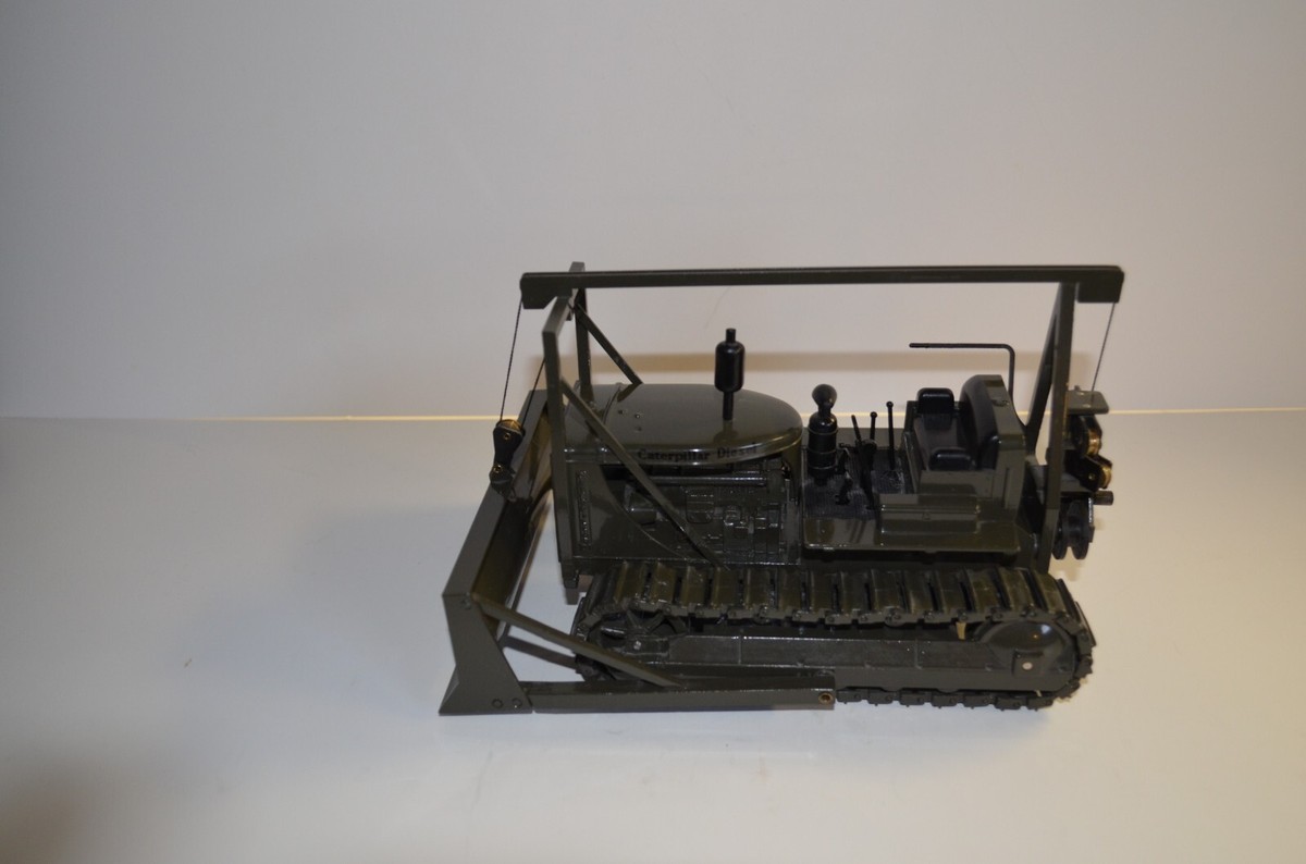 1993 50th Anniversary Norscot NZG Caterpillar D7 Tractor in World
