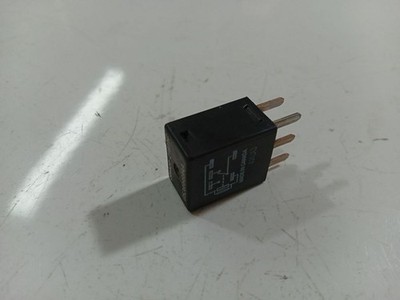 Chrysler 300C 2005 Relay module 05269988AA, 05269988AA  21911C  43 #2787885-87