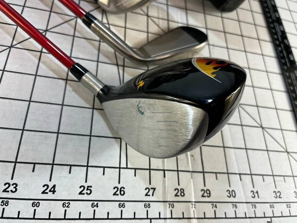 Minty TaylorMade Burner 3 Clubs Junior Set with Bag Youth Golf Left Hand LH - Image 2 of 4