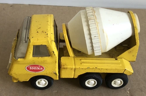GOOD SHAPE Vintage Tonka Cement Concrete Truck Yellow FAST SHIPPING