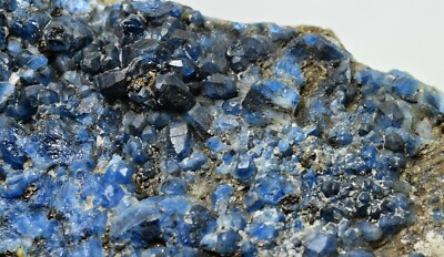 7470 GM Fluorescent full&well terminated Afghanite Crystals matrix Afghanistan