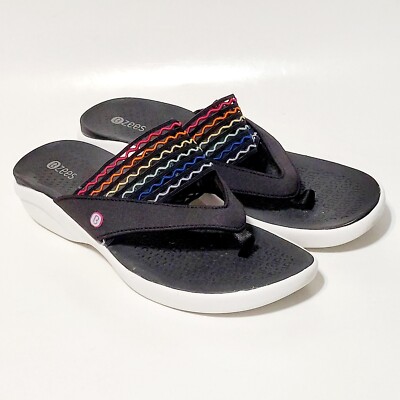Bzees Wms Cabana Slip On Wedge Black Multi Ripple Sandals FlipFlop Shoes 9.5M US