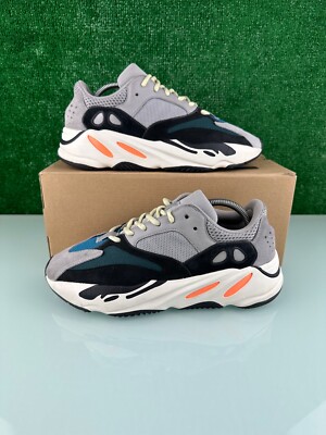Size adidas Yeezy Boost 700 Low Wave Runner