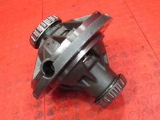 73-13 GM 14 Bolt 10.5" Torq Locker Rear Differential Carrier 4.10 Down 7009