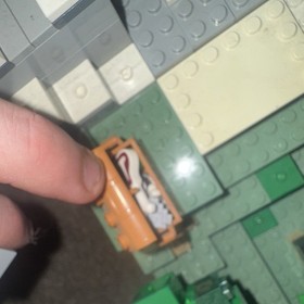 *99% Complete w/All Minifigs* LEGO Minecraft 21137 The Mountain Cave