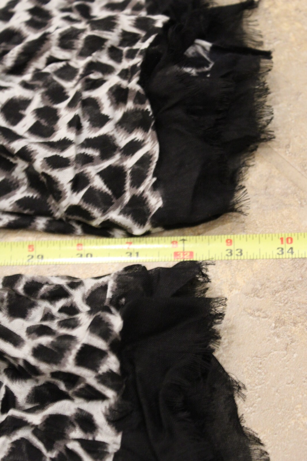 Lightweight Accent Scarf Rectangle Gray Black Leo… - image 5