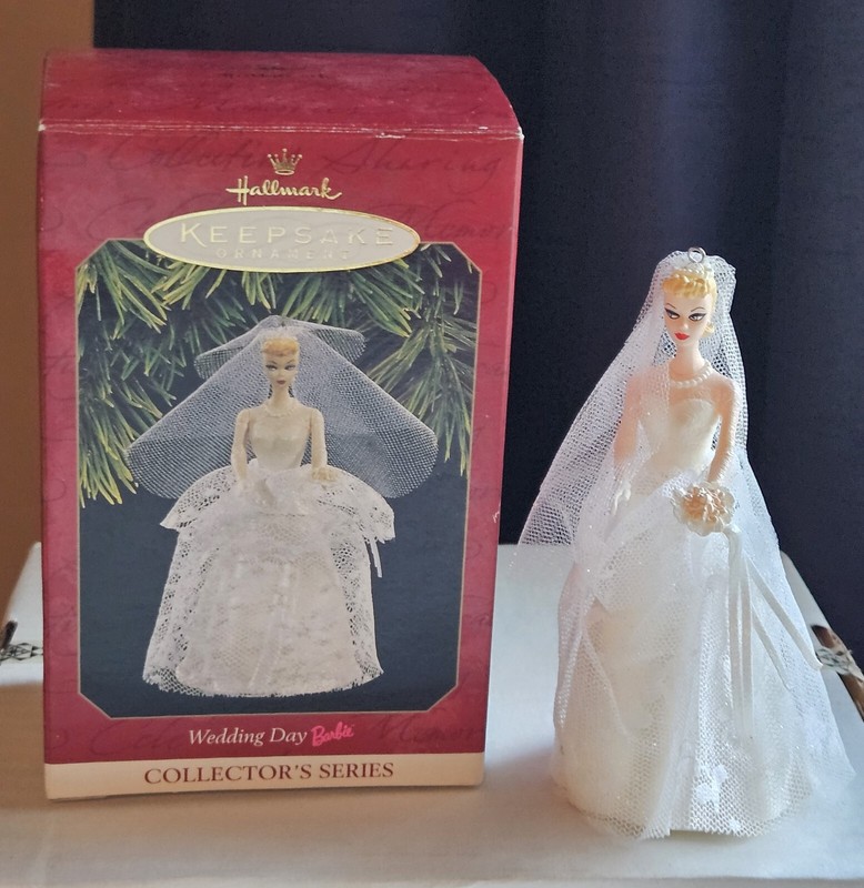HALLMARK KEEPSAKE ORNAMENT BARBIE WEDDING DAY DRESS 1997  #4