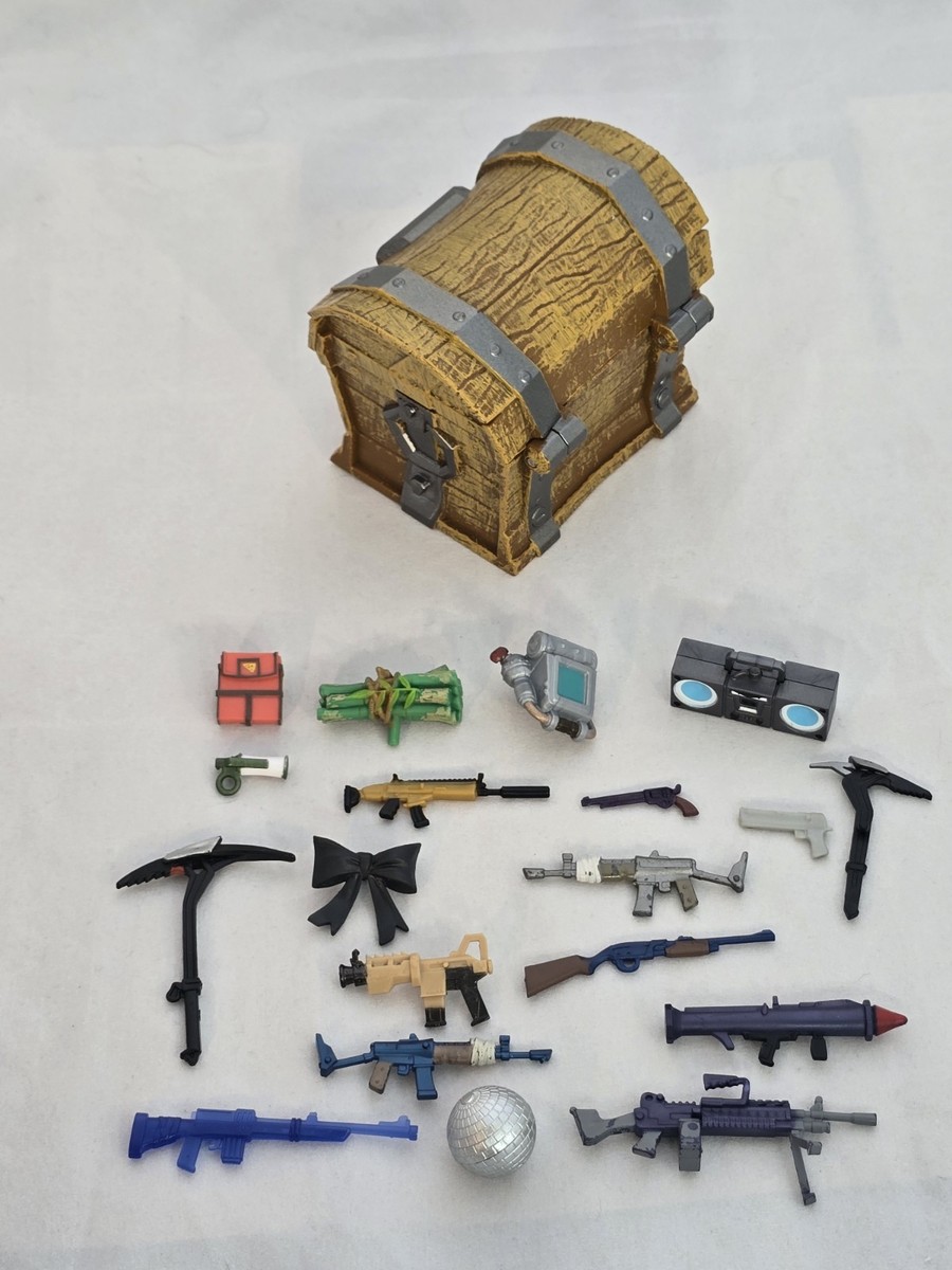 Fortnite Loot Chest With 19 accessories, weapons, backpacks