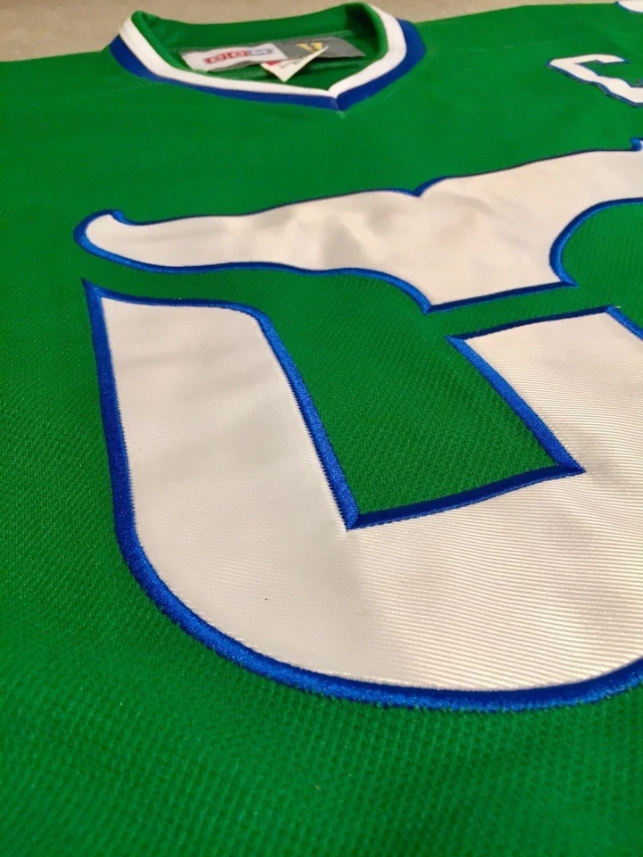 Camiseta deportiva verde clásica de Ron Francis Hartford Whalers 1986 talla XL para hombre Foto 3 de 4