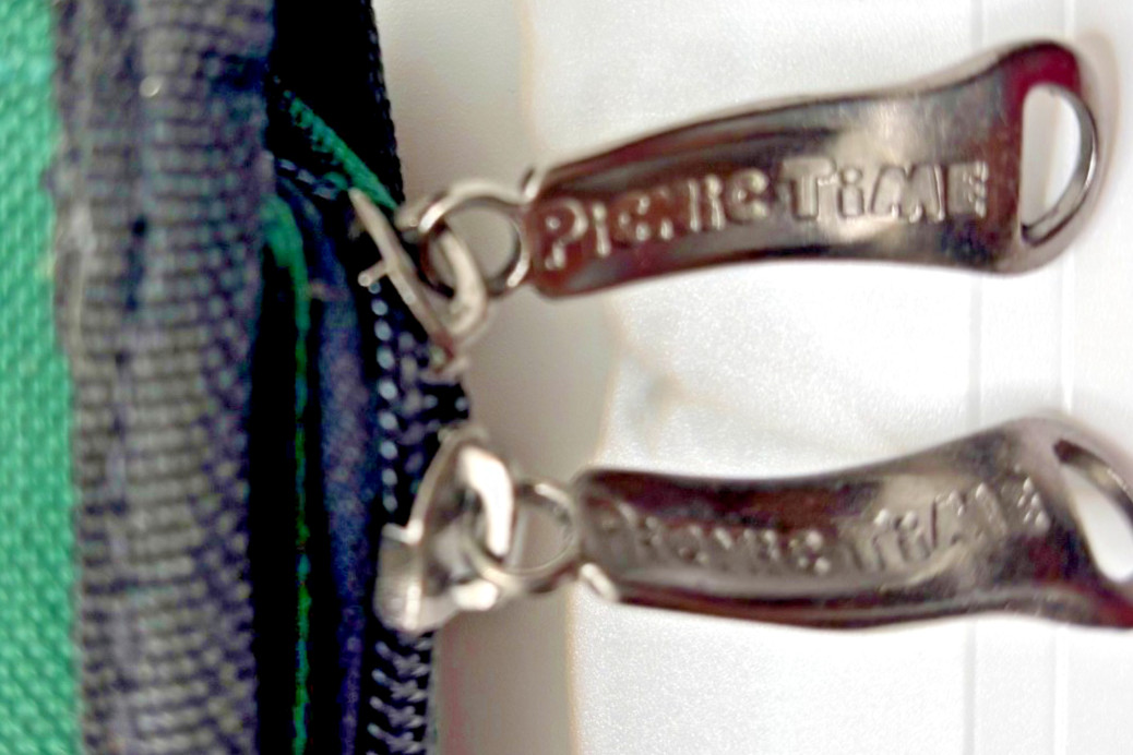 Picnic Time CLASSICO DELUXE Travel Set Tote For 2 Wine & Cheese Lovers