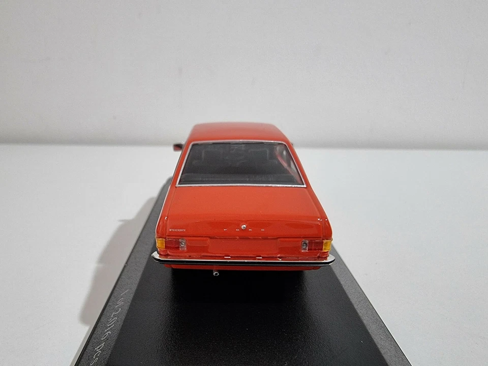 Ford Escort MKII 1975 Rojo Español Minichamps 400084100 1:43 Rojo MK2 LHD - Imagen 2 de 4