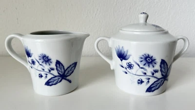 Milchkanne & Zuckerdose Set blau Landhaus Blumen GK543 (2412DE24) 05/26 - Bild 1 von 4