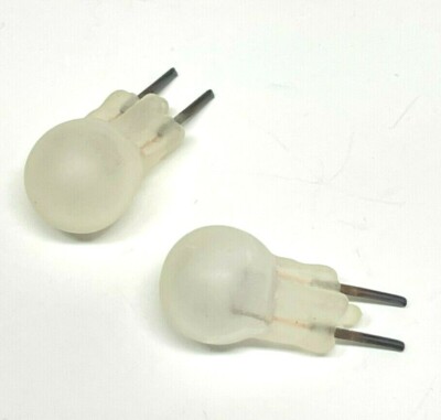 #19 Frosted Bulb used in Lionel Lights & Locos, 14v, 2 pieces