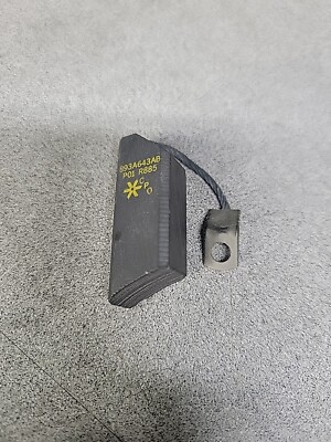 1pc - New CPO Carbon Motor Brush, R885, 5/8'' x 1.72'' x 1/2'', 893A643AB P01 