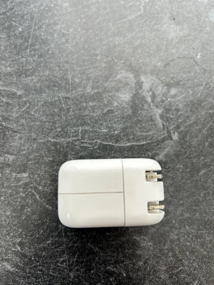 Genuine OEM Apple 12W USB Wall Charger Power Adapter For iPad iPhone Pro S A1401 - Image 4 of 4