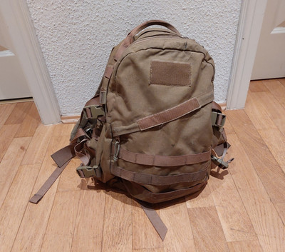 Niederlande Armee Combat Daypack 35l Coyote Tan Sandfarbe MOLLE Rucksack