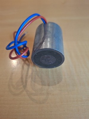 BINDER MAGNETE 01 320-03AA  24VDC 0,25A 6W Hubmagnet Magnet Lager gelegen