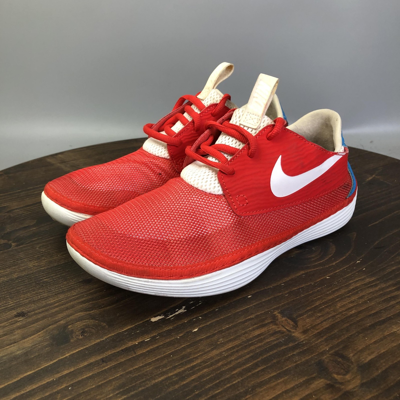 Nike Solarsoft Moccasin Shoes Mens Size 7 Red White Blue Lightweight 555301-614