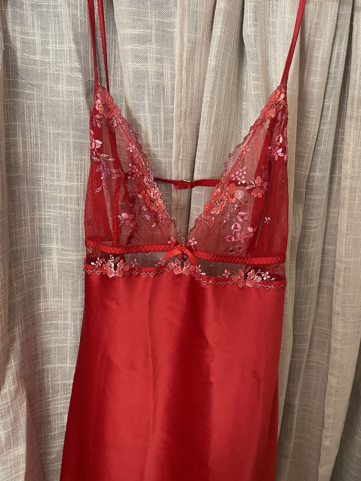 Victoria's Secret Red Satin Lace Floral Full Slip, Adjustable Straps, S