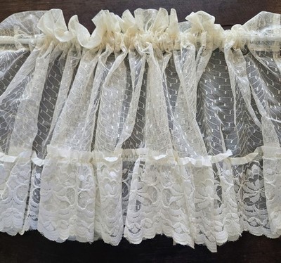 set of 2 Vintage 1970s BEACON LOOMS beige LACE VALANCES scalloped ruffle NOS