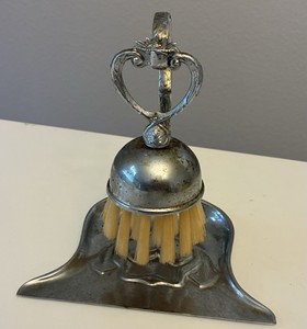 Vtg Round Table Brush & Dustpan