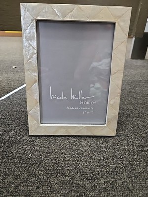 2 Pack Nicole Miller Home Picture Photo Frames Mother Of Pearl Rectangular 5 X 7