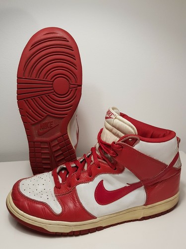 dunk high white varsity red