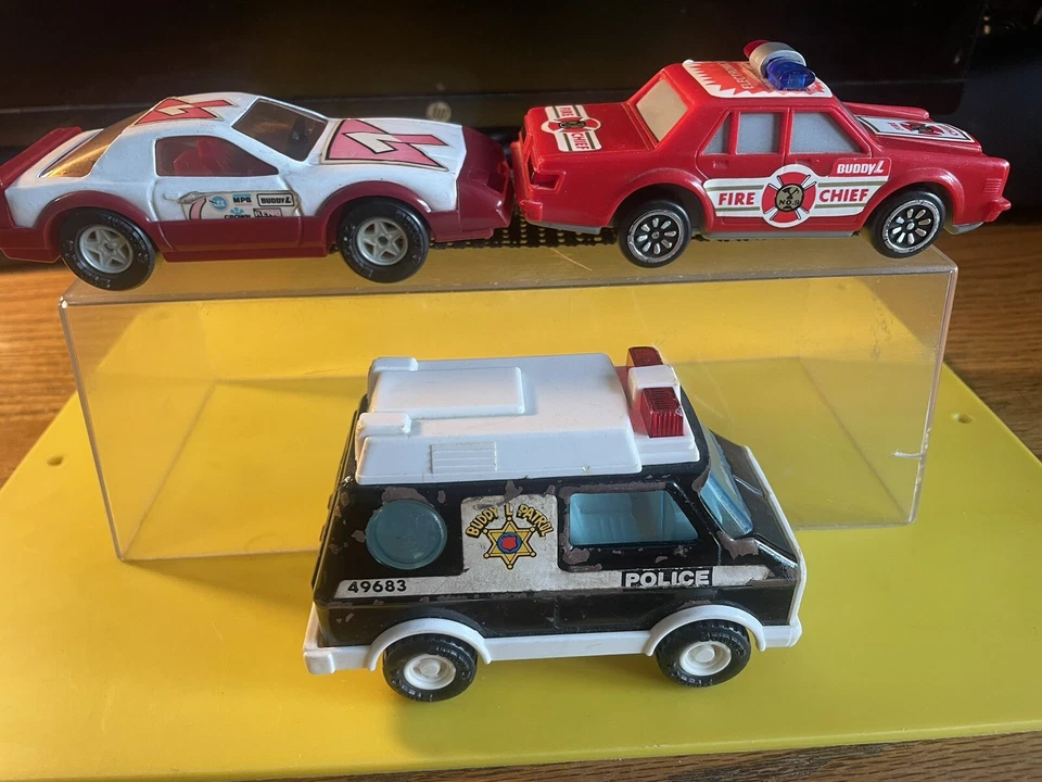 PONTIAC FIREBIRD/FURGONETA DE POLICÍA/FURGONETA DE BOMBEROS/SONIDO AÑOS 80 BUDDY L 1/32 USADO Foto 3 de 4