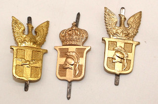 TT1040: Griechenland Metallabzeichen 3 Stk. Heer Luftwaffe Kavallerie