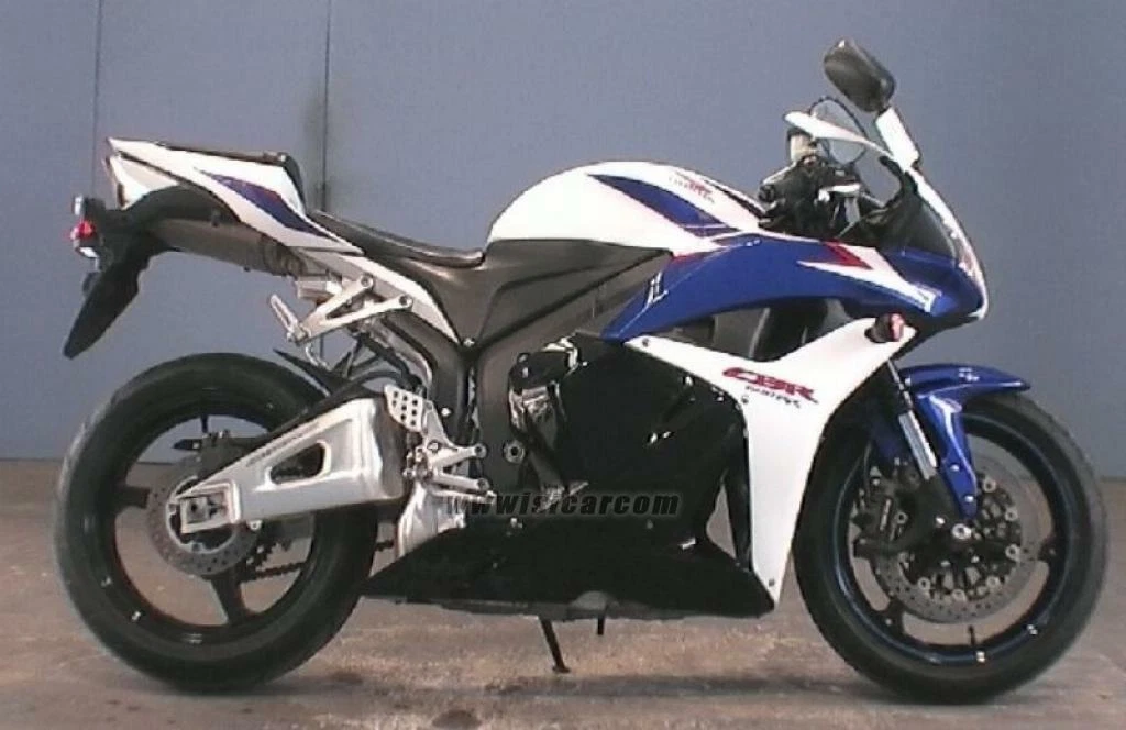 Honda 2024 cbr600rr pc40