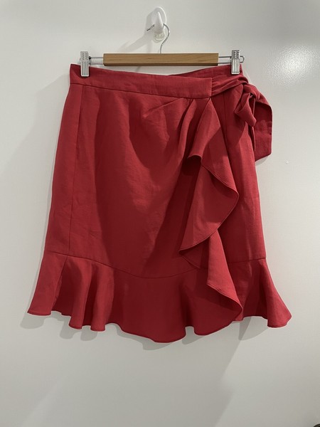 Cue Red Wrap Skirt Size 8 Lined
