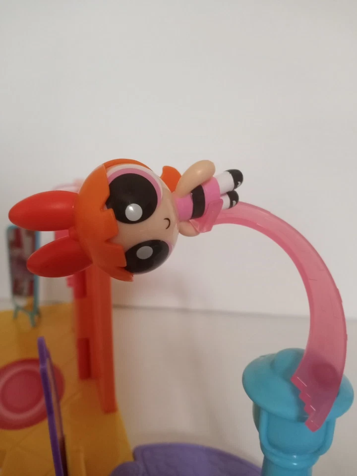 Juego Powerpuff Girls StoryMaker Blossom Fashion Fury Spin Master COMO SE LEE Foto 3 de 4