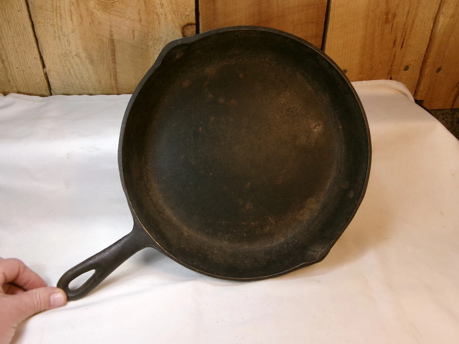 Vintage No.8 Cast Iron 10 5/8" Skillet Fry Pan with Heat Ring
Opens in a new window or tab
