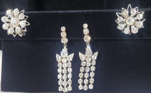 Vintage rhinestone clip earrings and 2 lapel brooches bling bling
