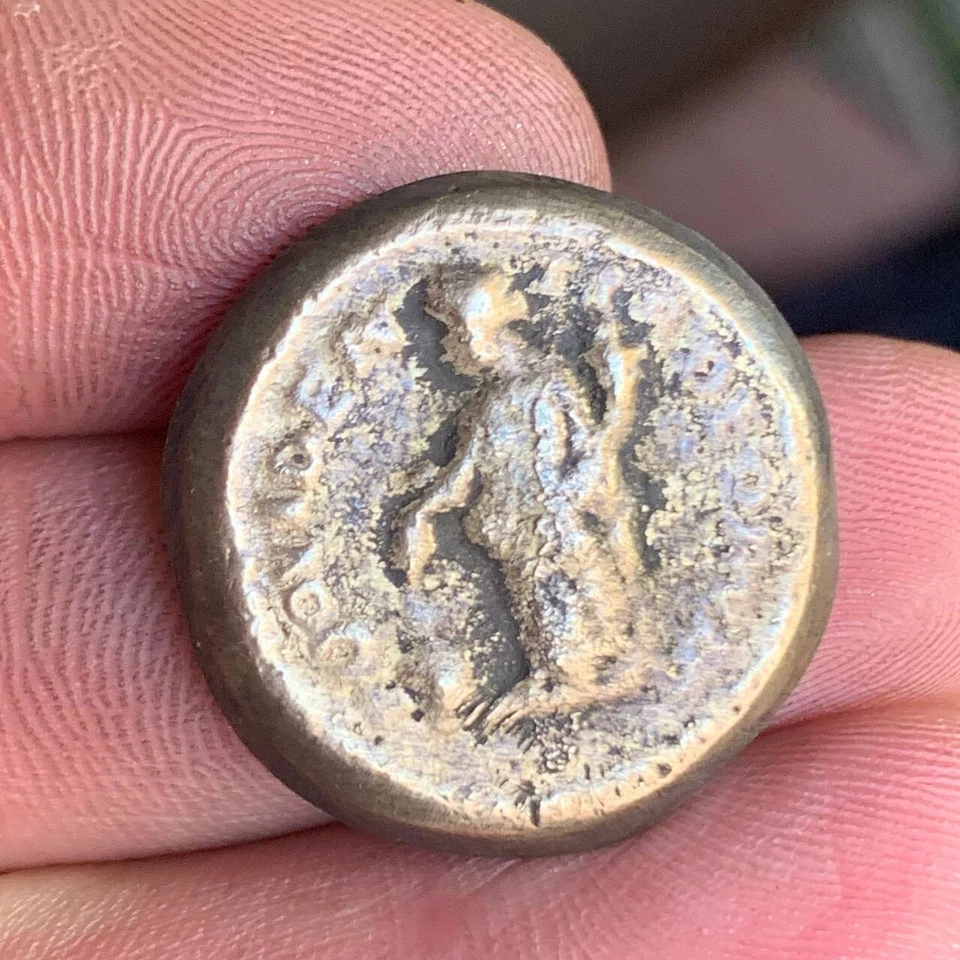 ANTIGUA MONEDA ROMANA TRIBUTO BRONCE TIBERIO AR DENARIO 14-37 DC Foto 2 de 2