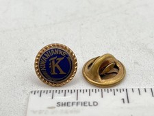 Vintage Kiwanianne Kiwanis International Club Member Gold Tone Hat Lapel Pin