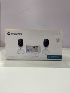 Motorola Dual Camera 5" Split Screen Video Baby Monitor w/Pan Tilt Zoom (VM75 2)