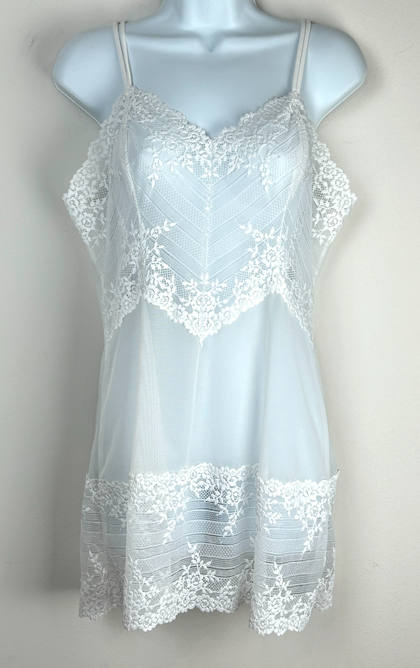 Buy Wacoal Womens Embrace Lace Non Padded Short Lace Babydoll Chemise