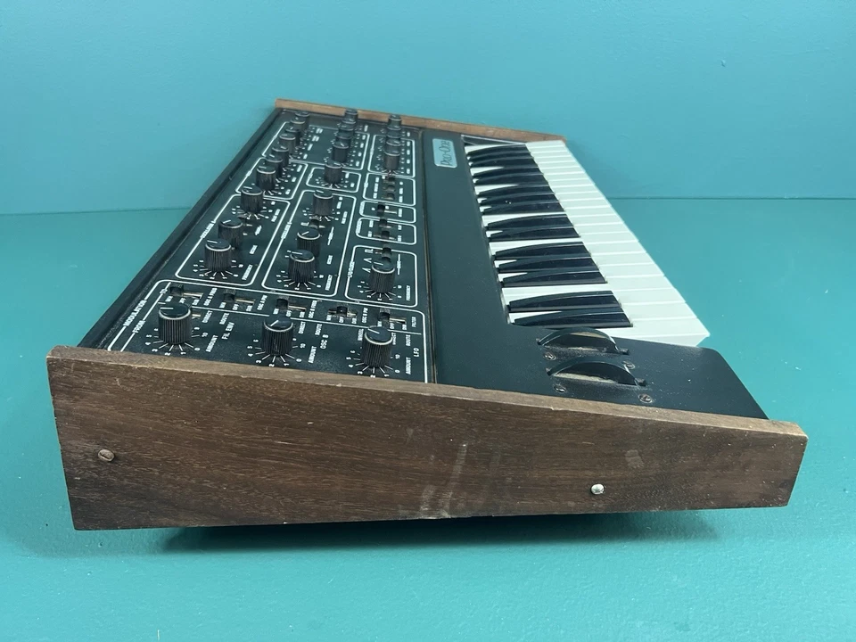 Sequential Circuits Pro-One Analog Monophonic Synthesizer “refurbished” - Image 2 of 4