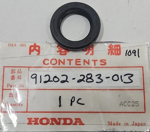NOS Honda CB450 CL450 CB500T CX500 CX650 GL500 GL650 Oil Seal OEM 91202-283-013